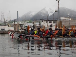 One People Canoe Society paddlers arrive in Petersburg