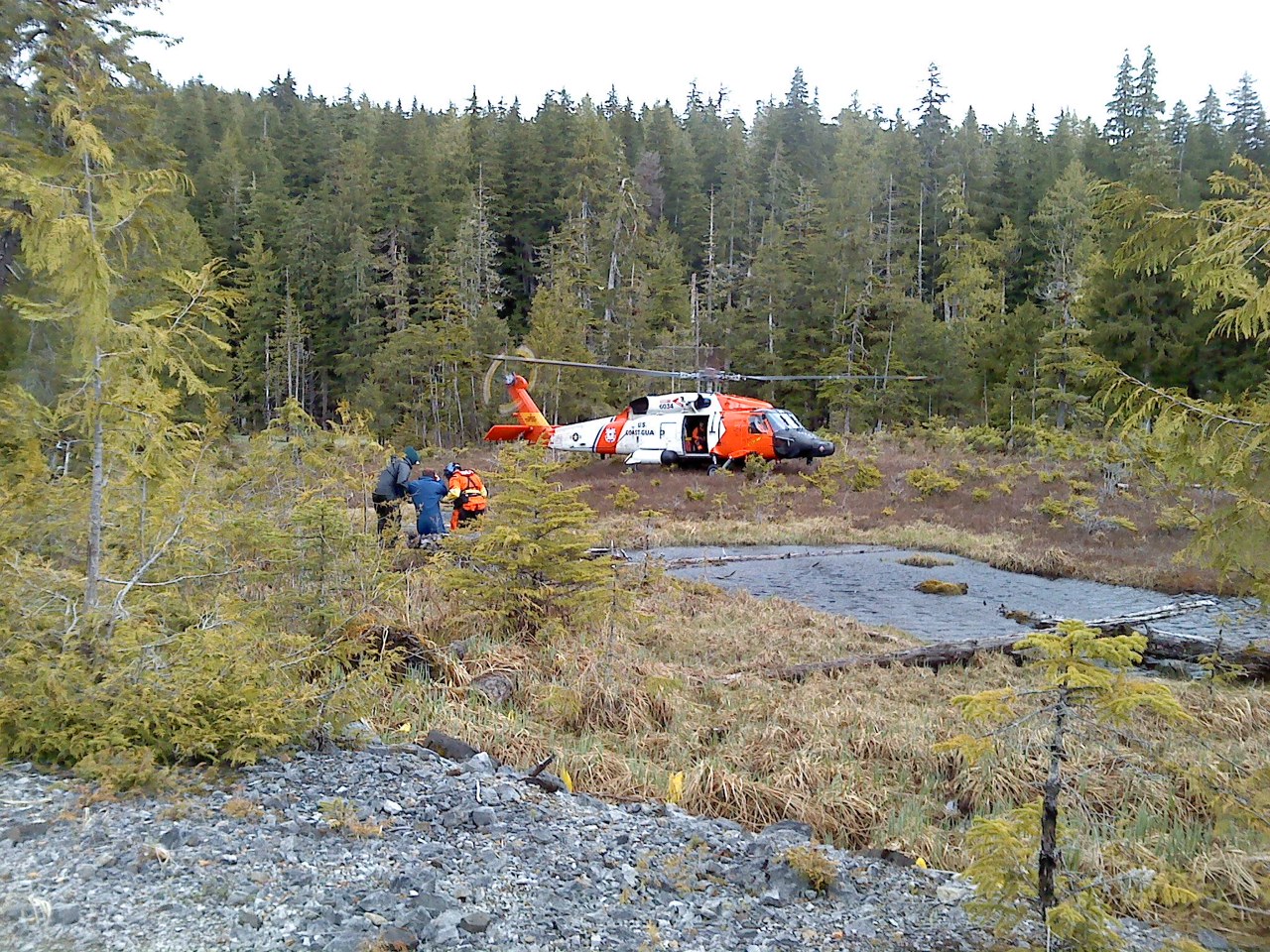 Teen, family describe her experience lost in woods, search and rescue ...